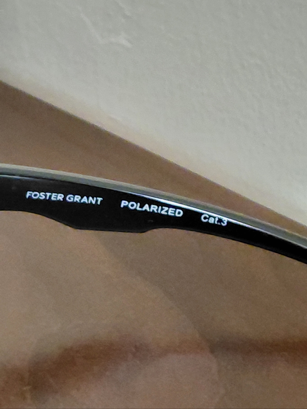 Foster Grant Sunglasses Set Of 4 - Picture 6 of 8